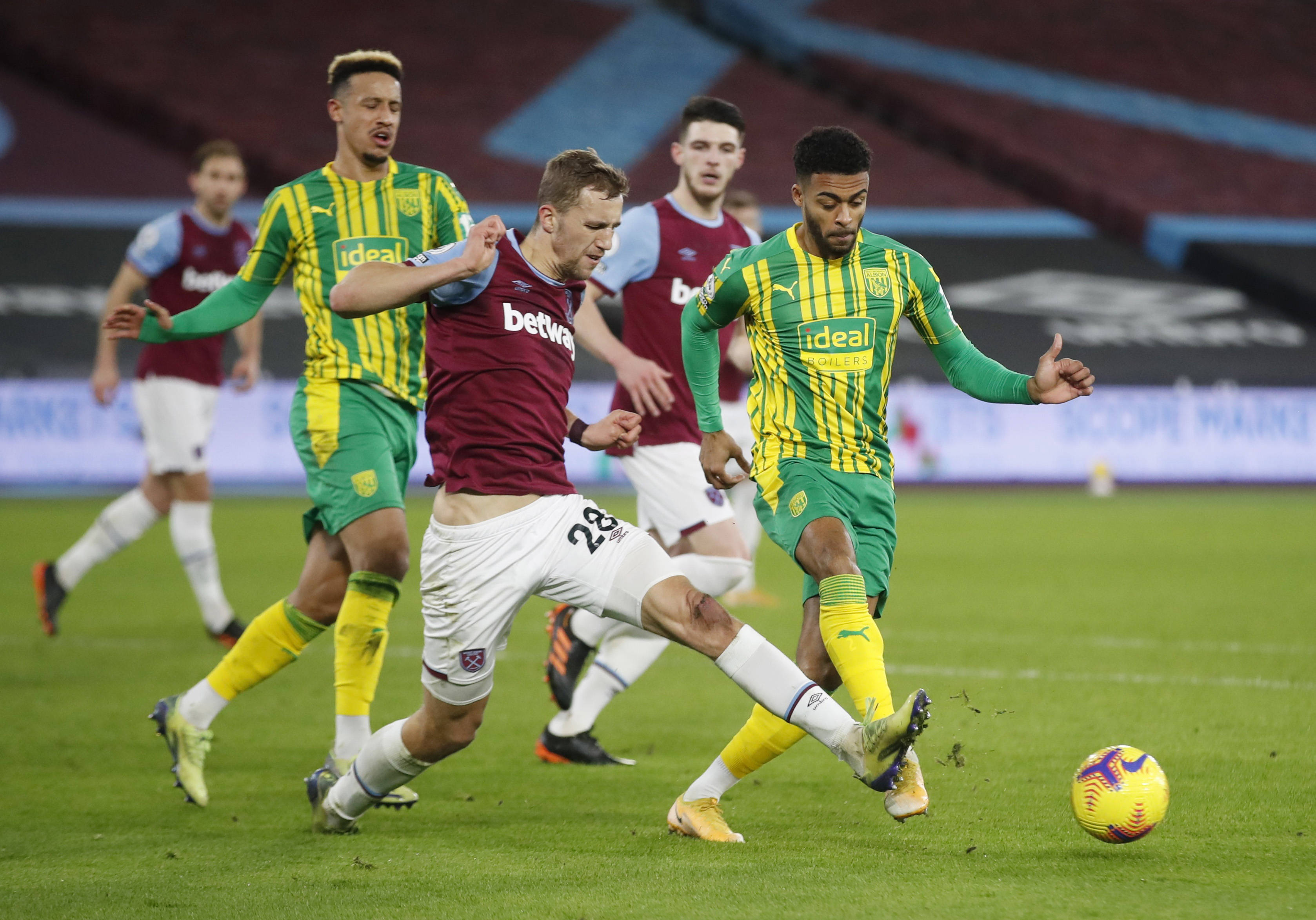 的联赛中站 的联赛中站